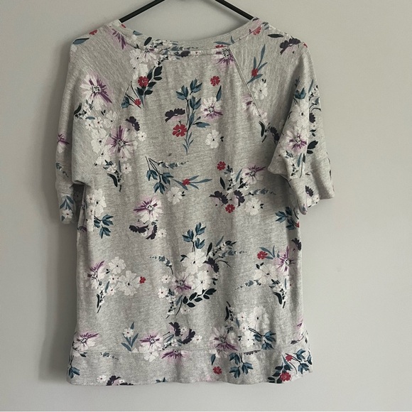 LOFT Grey Floral Quarter Sleeve Knit Tee Blouse - Picture 2 of 3